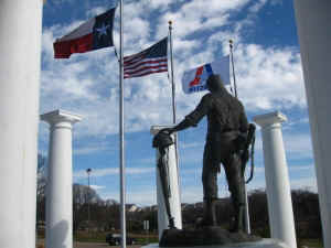 Veterans Park Memorial.jpg (57836 bytes)