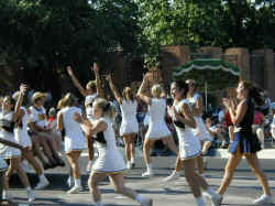 Arlington 4th of July Parade Cheerleaders